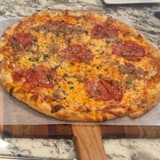 CARNE PIZZA