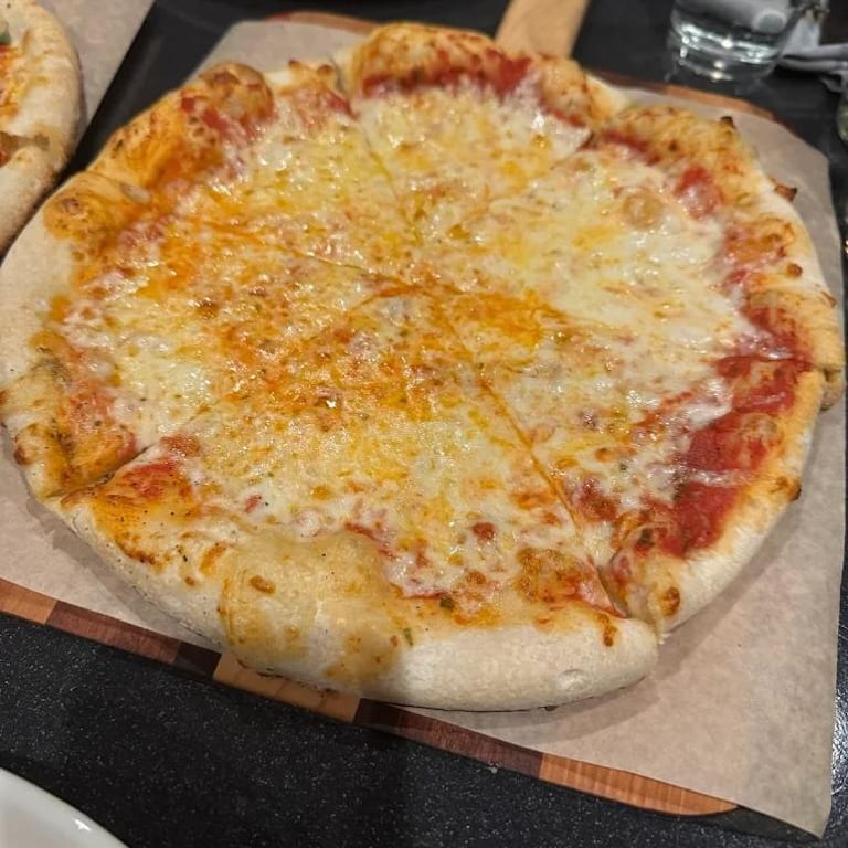 Delicious Cheese Pizza Options